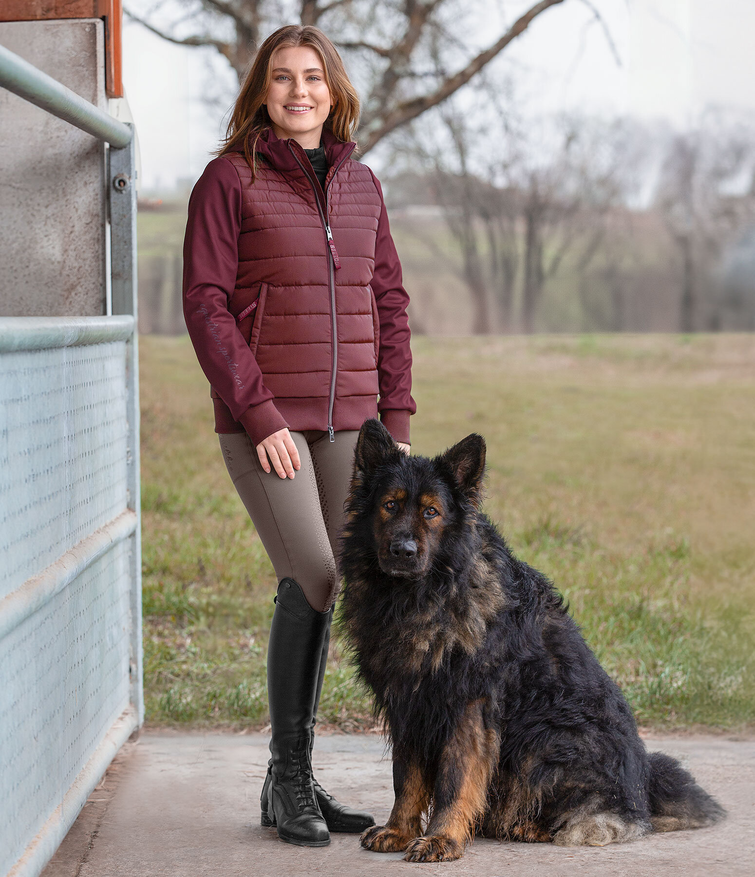 Dames-Outfit Yola in burgundy